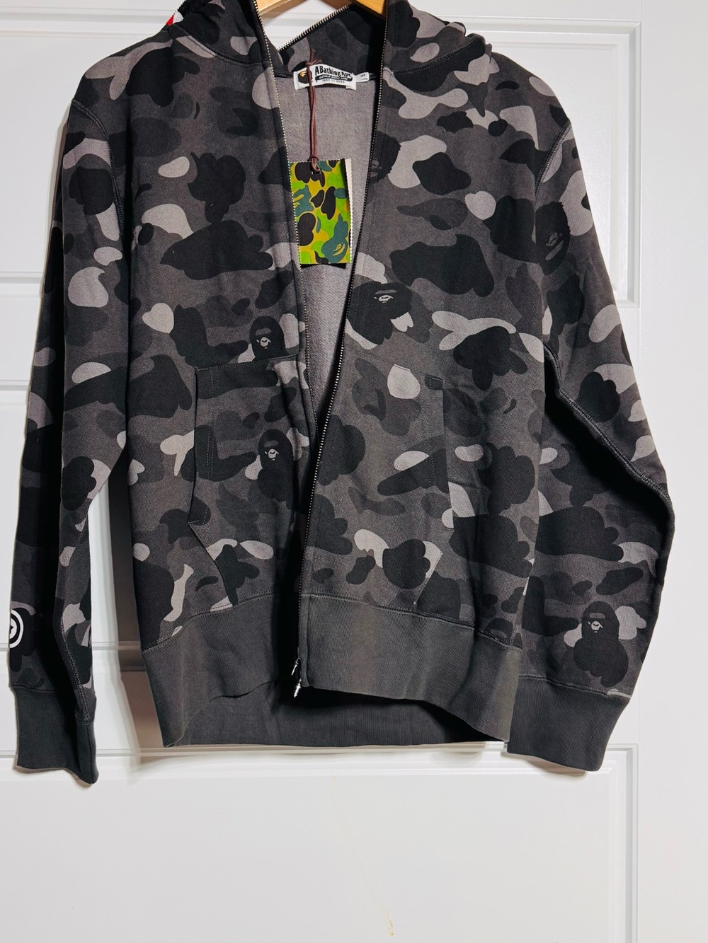 BAPE Bathing Ape Black/Gray Camo Shark Full Zip Hoodie WGM Size S